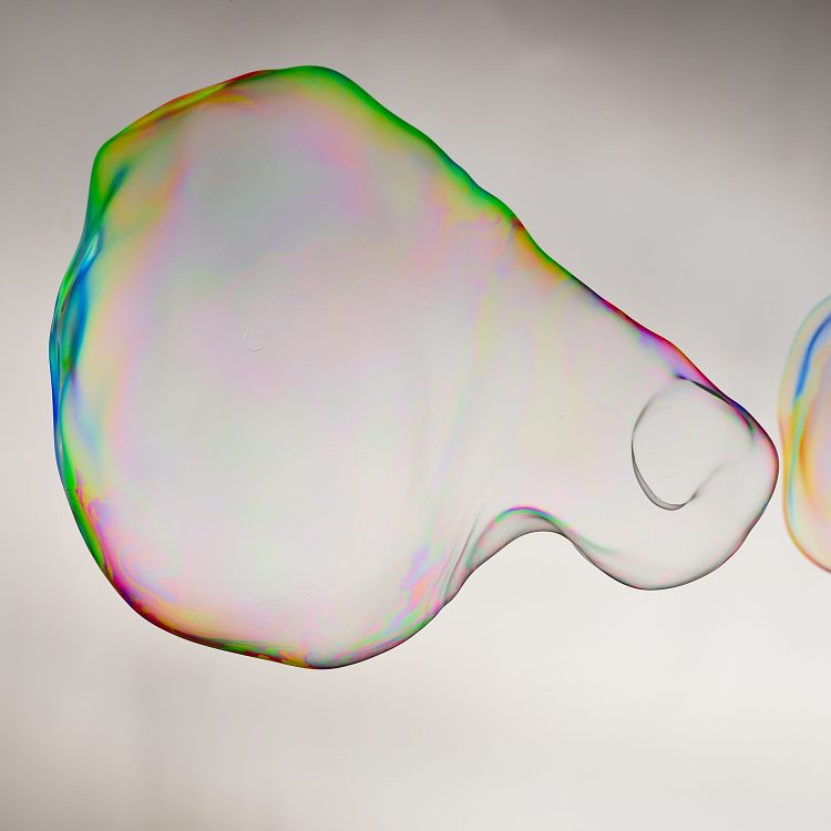 Haute vitesse Flash High speed Image figée Eclats de verre Explosion