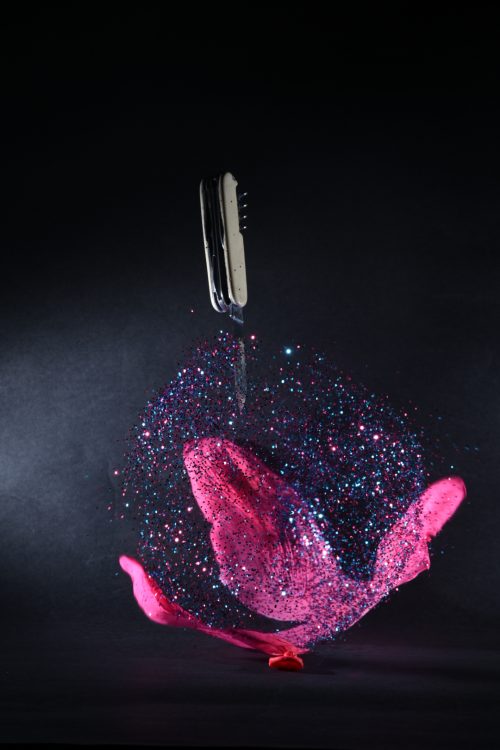 Haute vitesse Flash High speed Image figée Eclats de verre Explosion