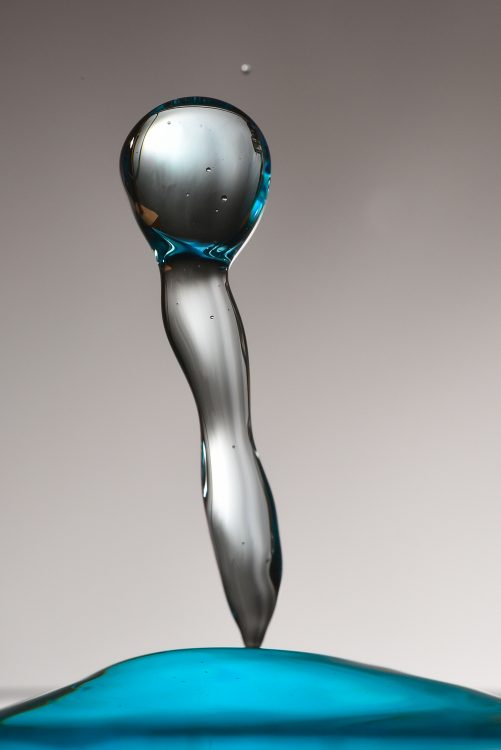 Haute vitesse Flash High speed Image figée Eclats de verre Explosion