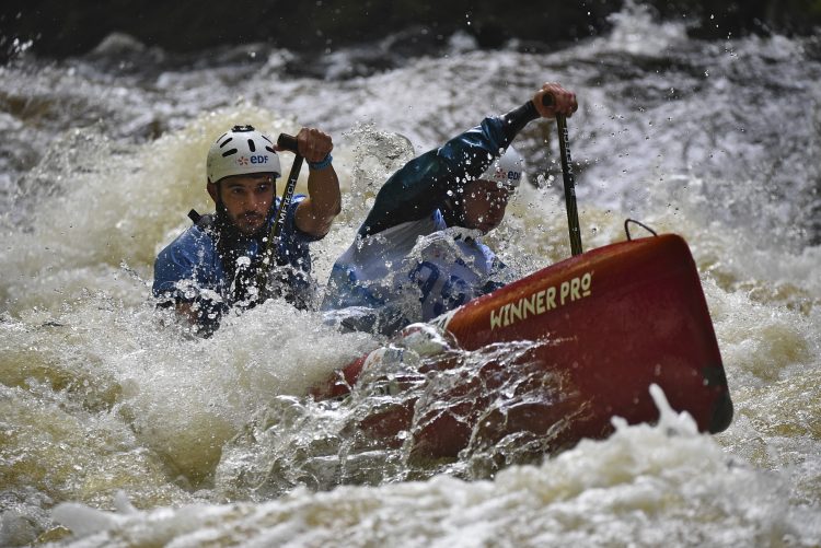 Vézère Rivière sportive Canoë-Kayak Treignac Corrèze Descente Sprint Classique