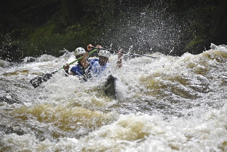 Vézère Rivière sportive Canoë-Kayak Treignac Corrèze Descente Sprint Classique
