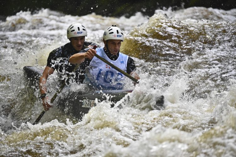 Vézère Rivière sportive Canoë-Kayak Treignac Corrèze Descente Sprint Classique