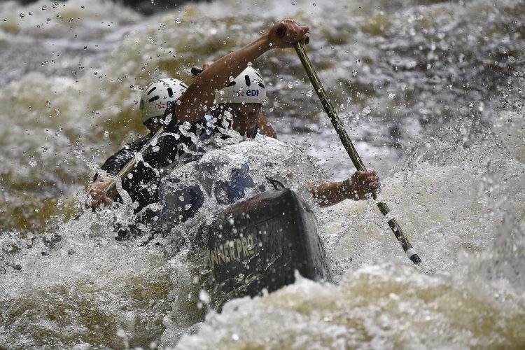 Vézère Rivière sportive Canoë-Kayak Treignac Corrèze Descente Sprint Classique