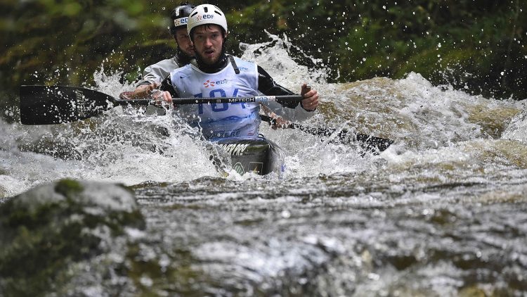 Vézère Rivière sportive Canoë-Kayak Treignac Corrèze Descente Sprint Classique