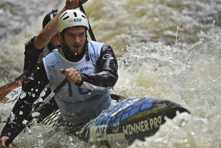 Vézère Rivière sportive Canoë-Kayak Treignac Corrèze Descente Sprint Classique