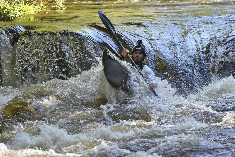 Vézère Rivière sportive Canoë-Kayak Treignac Corrèze Descente Sprint Classique