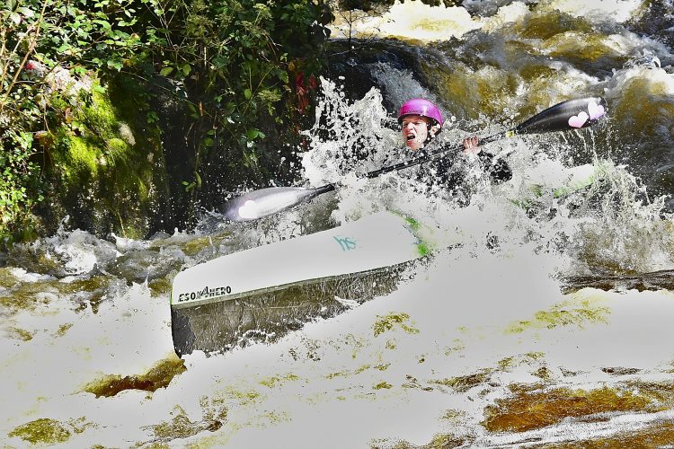 Vézère Rivière sportive Canoë-Kayak Treignac Corrèze Descente Sprint Classique