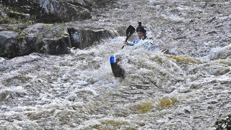 Vézère Rivière sportive Canoë-Kayak Treignac Corrèze Descente Sprint Classique