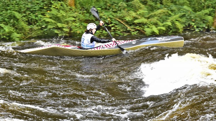 Vézère Rivière sportive Canoë-Kayak Treignac Corrèze Descente Sprint Classique