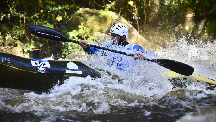 Vézère Rivière sportive Canoë-Kayak Treignac Corrèze Descente Sprint Classique