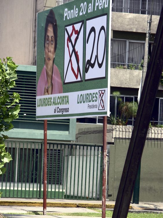 Lima Pérou Plazza de armas Façades Pacifique Bus