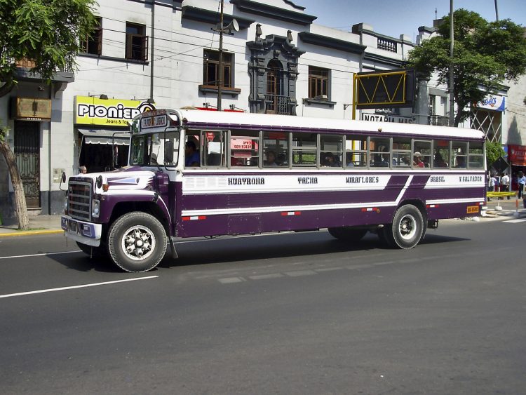 Lima Pérou Plazza de armas Façades Pacifique Bus