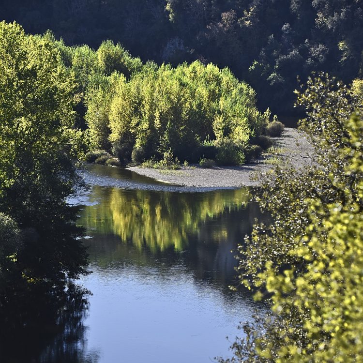 Cingle de Montfort Couleurs Automne Rivière Dordogne Reflets