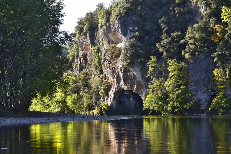 Cingle de Montfort Couleurs Automne Rivière Dordogne Reflets