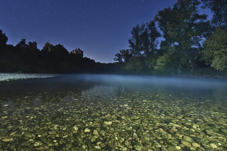 Dordogne Nuit Paysage nocturne Lune Etoiles Reflets