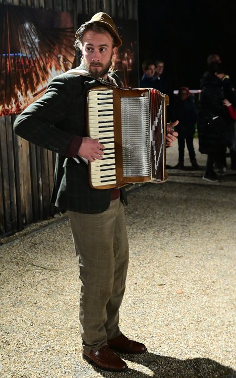 Spectacle Ocho Cirque Baraka Boulazac Lamoura Arts du cirque Circassien