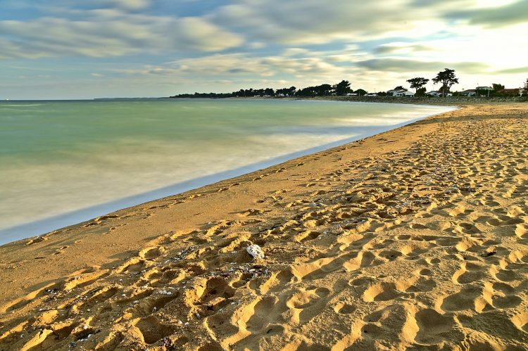 Île d'Oléron Pose longue Ecume Vagues Brumeux Sable Galets Décembre