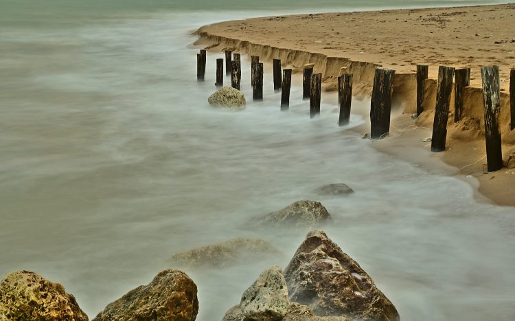 Île d'Oléron Pose longue Ecume Vagues Brumeux Sable Galets Décembre