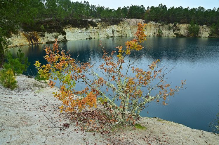 Carrières Guizengeard Kaolin Argile Bleu des mers du sud Turquoise