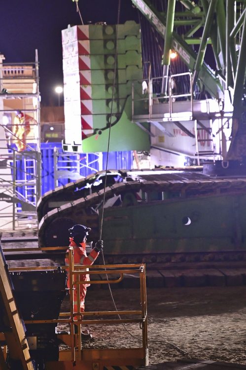 Travaux publics, Gare Périgueux, Nuit, Pose passerelle, Grue, Chantier