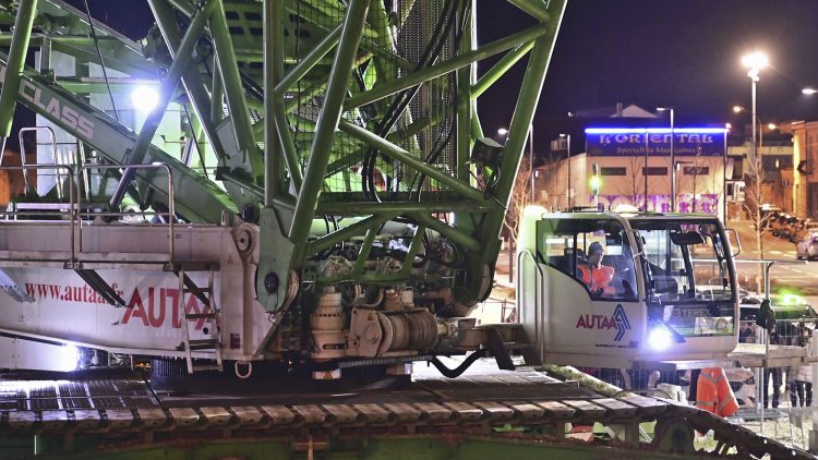Travaux publics, Gare Périgueux, Nuit, Pose passerelle, Grue, Chantier