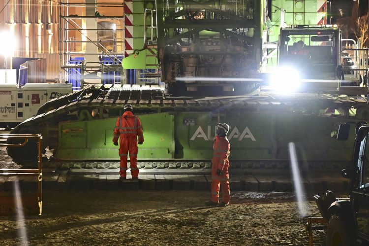 Travaux publics, Gare Périgueux, Nuit, Pose passerelle, Grue, Chantier