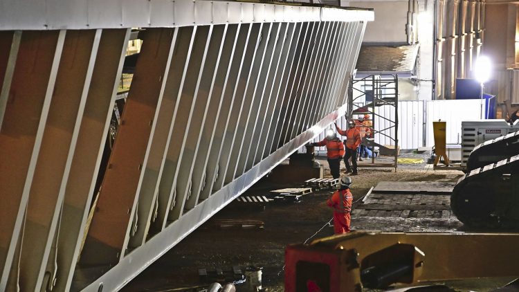 Travaux publics, Gare Périgueux, Nuit, Pose passerelle, Grue, Chantier