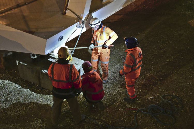 Travaux publics, Gare Périgueux, Nuit, Pose passerelle, Grue, Chantier