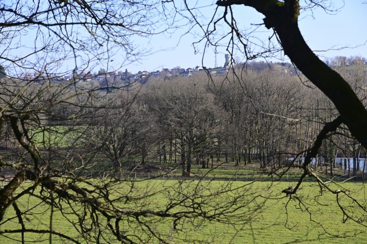 Voie Verte, VTT, Périgord vert, Saint Pardoux-la-Rivière, Thiviers, Ponts, Viaducs, Ruisseaux, la Côle, la Dronne, ouvrages d'art, voie ferrée désaffectée, promeneurs, étangs