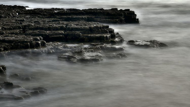 mer, océan, rocher, écume, pose longue, pose lente, île d'Oléron, flou