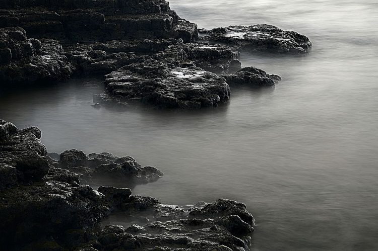 mer, océan, rocher, écume, pose longue, pose lente, île d'Oléron, flou