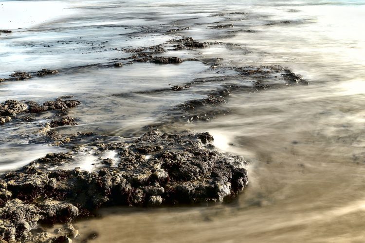 mer, océan, rocher, écume, pose longue, pose lente, île d'Oléron, flou