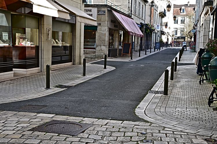 Pose (très) longue en journée à Périgueux