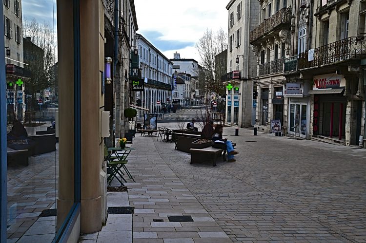 Pose (très) longue en journée à Périgueux