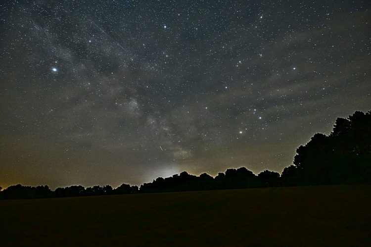 astrophoto, solstice d'été, voie lactée, paysage nocturne
