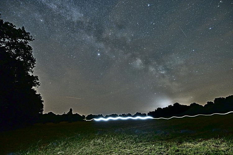 astrophoto, solstice d'été, voie lactée, paysage nocturne