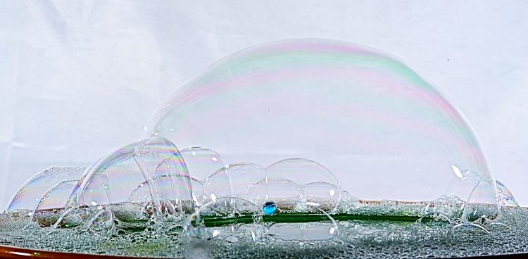 bulle de savon, haute vitesse, éclatement