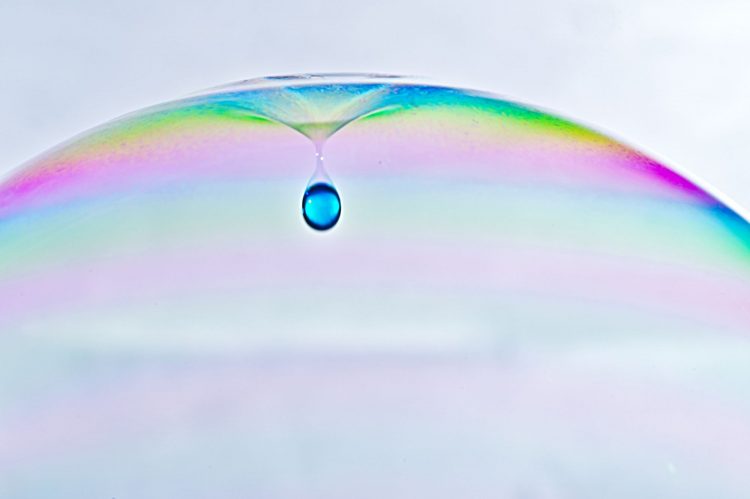 bulle de savon, haute vitesse, éclatement