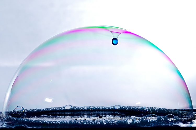 bulle de savon, haute vitesse, éclatement
