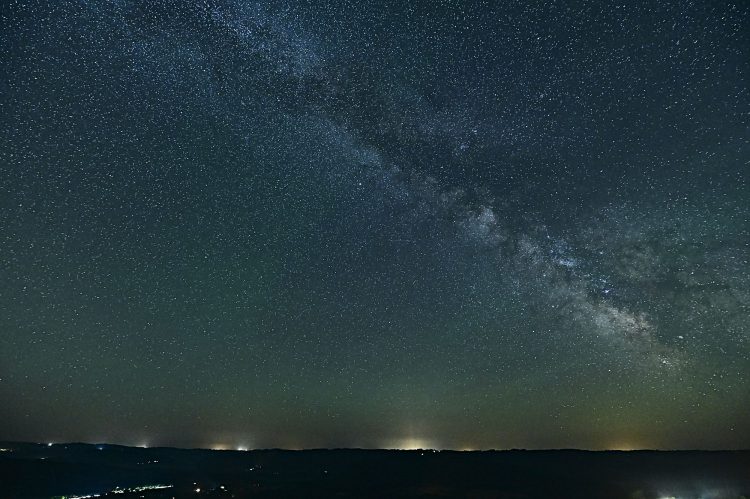 Voie lactée, milky way, Vallée de la Vézère, paysage nocturne, étoiles, nuit